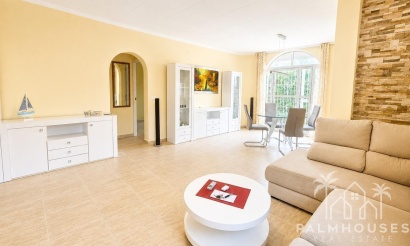 Revente - Villa - Orihuela - Mil Palmeras