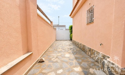 Revente - Villa - Orihuela - Mil Palmeras