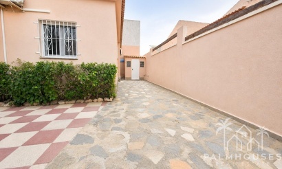 Revente - Villa - Orihuela - Mil Palmeras