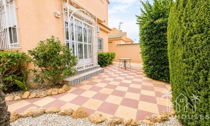 Revente - Villa - Orihuela - Mil Palmeras