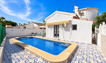 Venta - Villa - Los Alcazares - Los Alcazares Centro