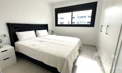 Revente - Apartment - Orihuela - Villamartin