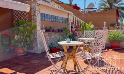 Revente - Villa - Denia - Denia Centro