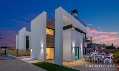 Venta - Villa - Torrevieja - Torreta Florida