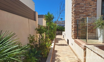 Revente - Villa - Torrevieja - Torrevieja Centro