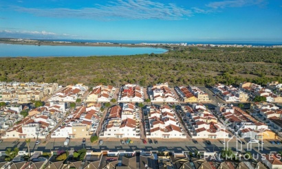 Revente - Villa - Torrevieja - Torrevieja Centro