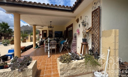 Revente - Villa - Relleu - Relleu Centro