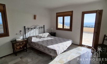 Resale - Villa - Mojacar