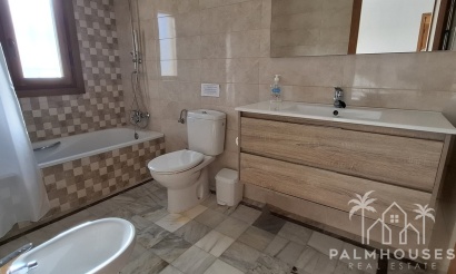Resale - Villa - Mojacar
