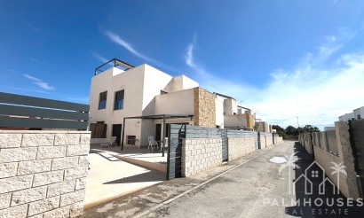 Venta - Villa - Ciudad Quesada - Pueblo bravo