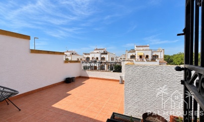 Herverkoop - Huis - VISTABELLA GOLF - Entre Naranjos