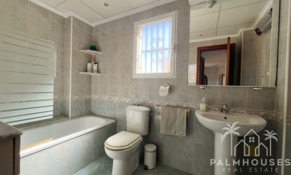 Venta - Villa - Algorfa - Montebello
