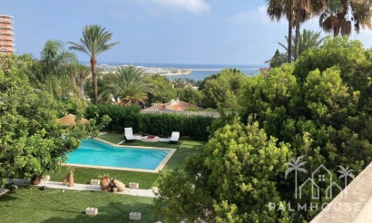 Revente - Villa - Denia - Denia Centro
