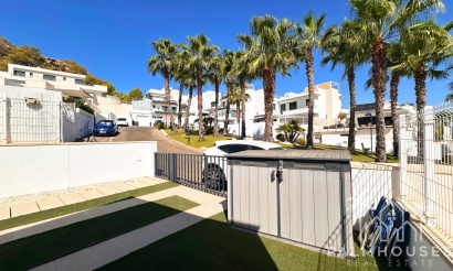 Resale - Villa - San Miguel de Salinas - Inland