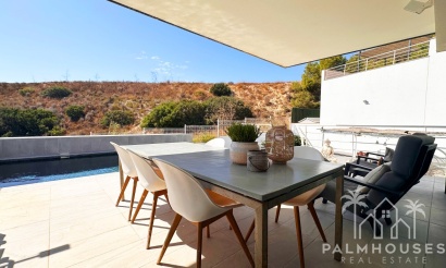 Resale - Villa - San Miguel de Salinas - Inland