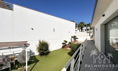 Resale - Villa - San Miguel de Salinas - Inland