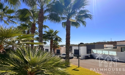 Resale - Villa - San Miguel de Salinas - Inland