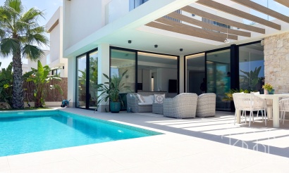 Herverkoop - Villa - Orihuela Costa - Costa Blanca