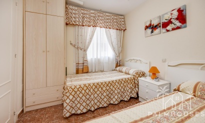 Revente - Villa - Torrevieja - El limonar