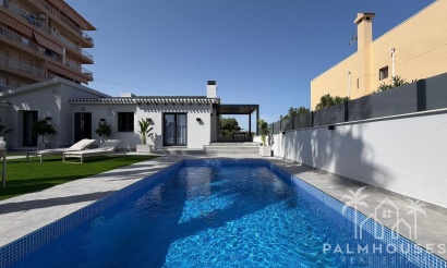 Revente - Villa - Torrevieja - Punta Prima