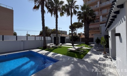 Revente - Villa - Torrevieja - Punta Prima