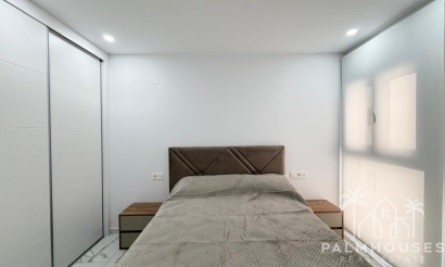 Resale - Apartments - Torrevieja - Estacion de autobuses