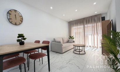 Resale - Apartments - Torrevieja - Estacion de autobuses