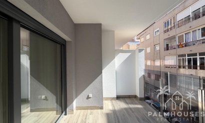 Resale - Apartments - Torrevieja - Estacion de autobuses