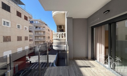 Resale - Apartments - Torrevieja - Estacion de autobuses