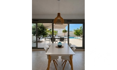 Resale - Villa - San Miguel de Salinas - Inland