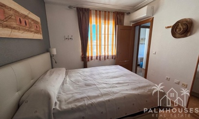 Resale - Apartments - Torrevieja