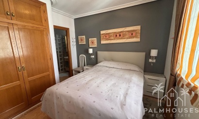 Resale - Apartments - Torrevieja