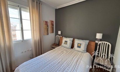 Resale - Apartments - Torrevieja