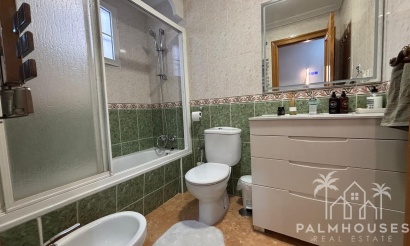 Resale - Apartments - Torrevieja