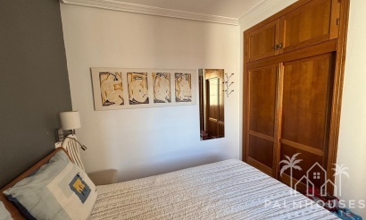 Resale - Apartments - Torrevieja