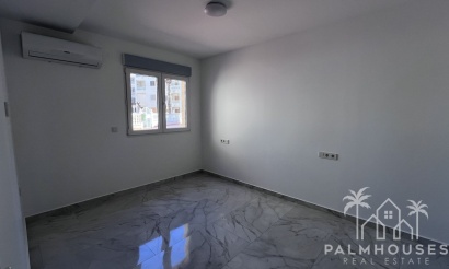 Resale - Apartments - Torrevieja