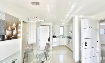 Resale - Apartments - Finestrat