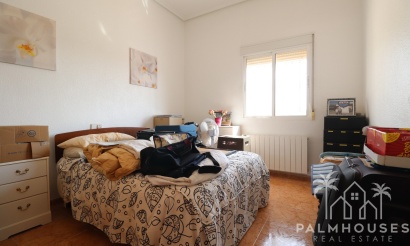 Resale - Finca - Albatera