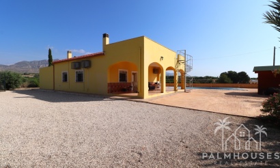 Resale - Finca - Albatera