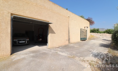 Resale - Finca - Albatera