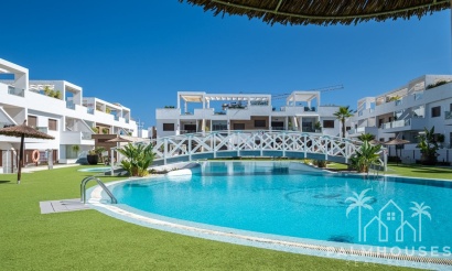 Revente - Villa - Orihuela - Los Balcones