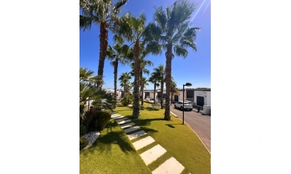 Resale - Villa - San Miguel de Salinas - Inland