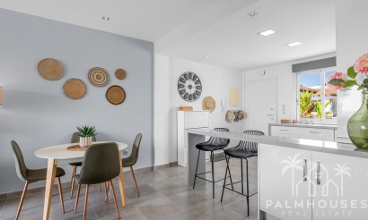 Herverkoop - Villa - Orihuela - Punta Prima