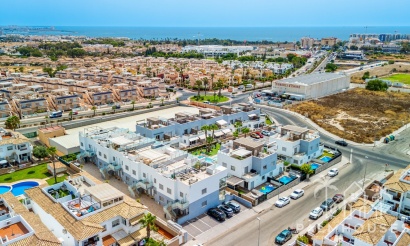 Herverkoop - Villa - Orihuela - Punta Prima