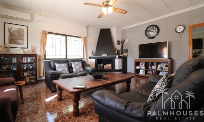 Resale - Finca - Crevillente