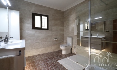 Resale - Finca - Crevillente