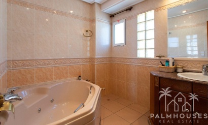 Venta - Villa - Torrevieja - Torrevieja Centro