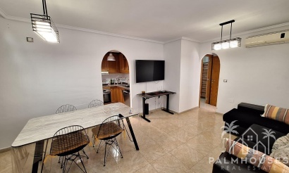 Resale - Apartments - Torrevieja - Aguas Nuevas