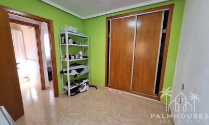 Resale - Apartments - Torrevieja - Aguas Nuevas