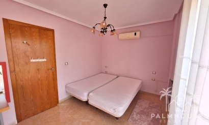 Resale - Apartments - Torrevieja - Aguas Nuevas
